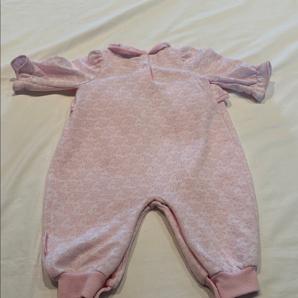 Healthtex Light Pink Baby One Piece. 6-8 Mos - Picture 5 of 6